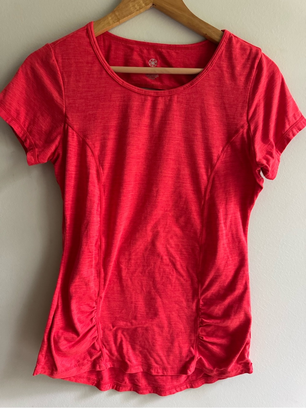 GAIAM Scoop Neck Short Sleeve Tee in Bright Coral Pink